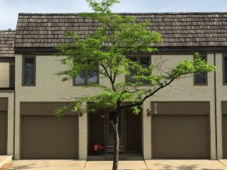 3709 Towndale Dr, Minneapolis, MN 55431-1047