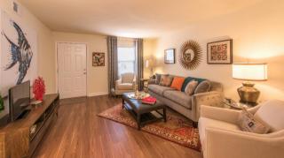 1870 Enterprise Ct, Virginia Beach VA  23454-2427 exterior