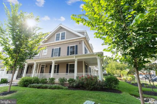 160 Cricket Ave, Ardmore, PA 19003-1316