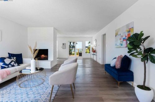 1130 Amend St, Pinole, CA 94564-2529