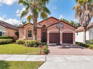 15446 25th Ter, Miami, FL 33185-5761