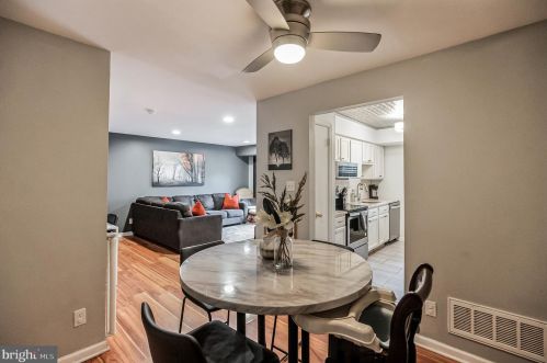 3056 Harbour Dr, Palmyra NJ  08065-2208 exterior