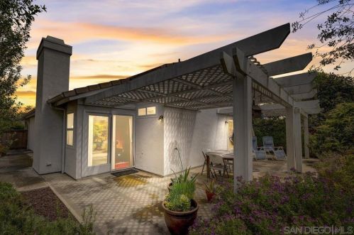 3970 Gaffney Ct, San Diego, CA 92130-1228