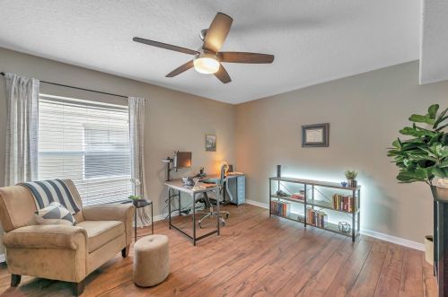 18914 Place Marquette, Lutz FL  33558-5312 exterior