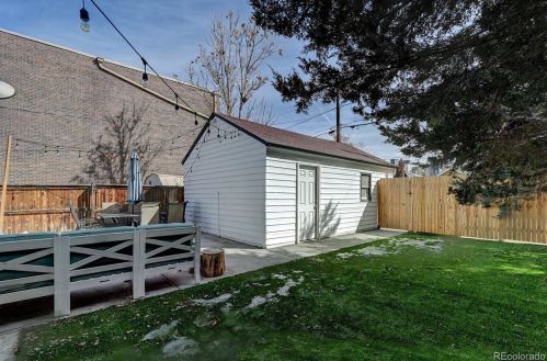 3366 Pearl St, Englewood CO  80113-2714 exterior