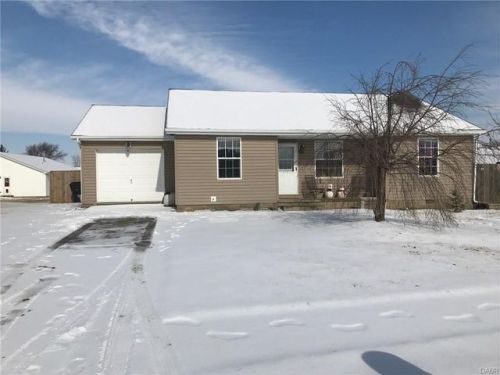 101 New Lexington Ct, Bloomingburg, OH 43106-9617