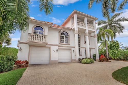 946 Sand Dune Dr, Marco Island, FL 34145-7820