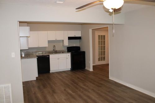 618 Utah St, Morgans Point TX  77571-5563 exterior