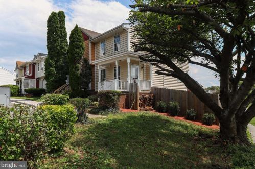 14 Mallard Ct, Charles Town WV  25414-5803 exterior