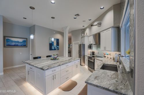 4753 Fallen Leaf Ln, Glendale AZ  85310-3006 exterior