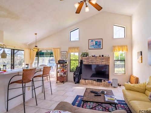 305 Mallard Ln, Daytona Beach FL 32119-8719 exterior