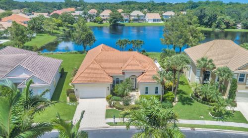 135 Satinwood Ln, West Palm Beach, FL 33410-1604