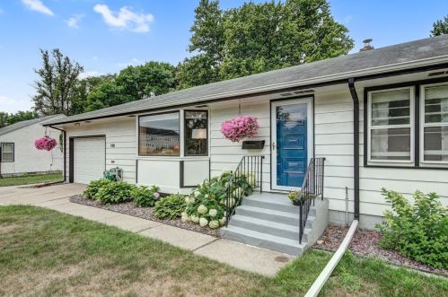 748 8th Ave, Saint Paul, MN 55112-2728
