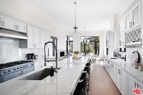 3170 Santa Maria Rd, Topanga CA  90290-4307 exterior