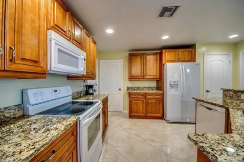 2910 65th St, Lehigh Acres FL  33971-8208 exterior