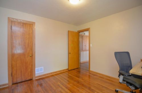 1663 Mason Way, Green Bay WI  54302-2721 exterior