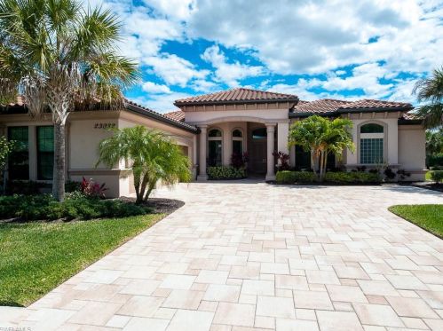 23032 Sanabria Loop, Bonita Springs, FL 34135-5344