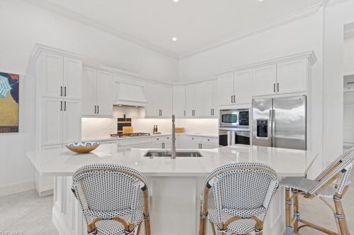 28858 Blaisdell Dr, Naples FL  34119-0906 exterior
