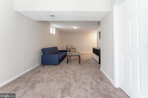 6608 Farmstead Ln, Fredericksburg VA  22407-1703 exterior