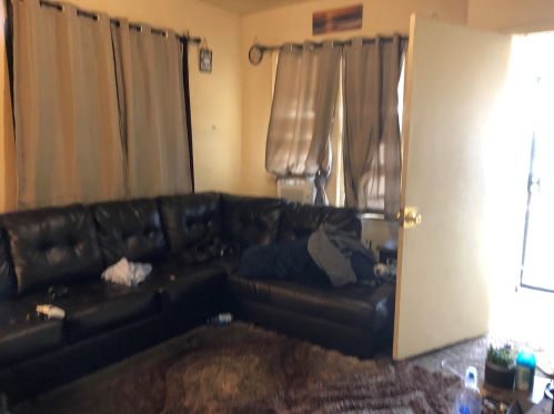 2944 20th St, Milwaukee, WI 53215-3732