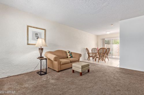 8265 Thomas Rd, Scottsdale AZ  85251-5873 exterior