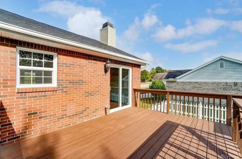 1814 Ashley Dr, Miamisburg OH  45342-3509 exterior