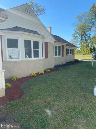 31498 Purnell Dr, Laurel DE  19956-4442 exterior