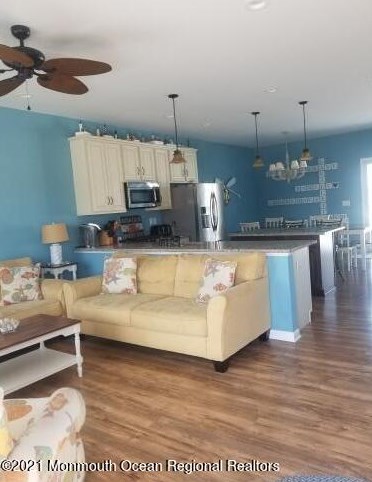 119 Newark Ave, Lavallette NJ  08735-2710 exterior