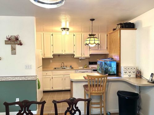 565 Van Wagner Rd, Poughkeepsie NY  12603-1136 exterior