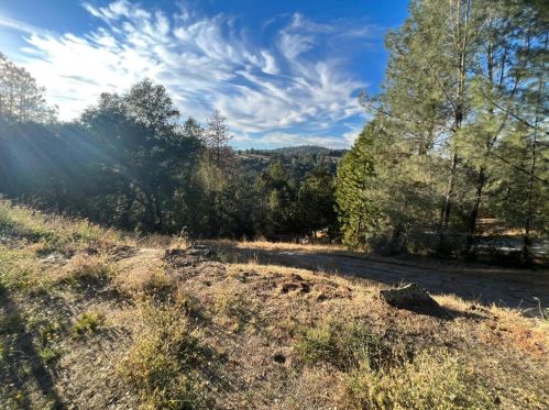 19617 Victoria Dr, Grass Valley CA  95949-9301 exterior