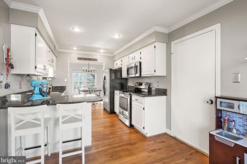 816 Anne St, Leesburg VA  20175-3426 exterior