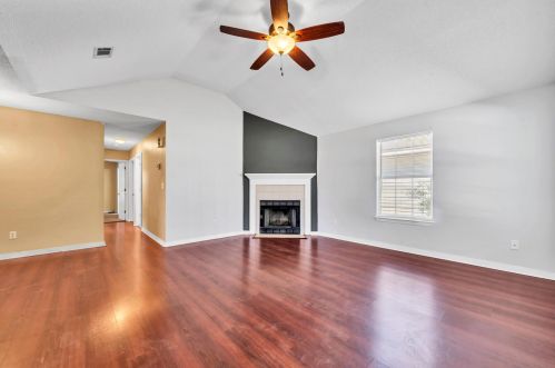 1916 Summer Hills Ln, Fort Walton Beach FL  32547-7036 exterior