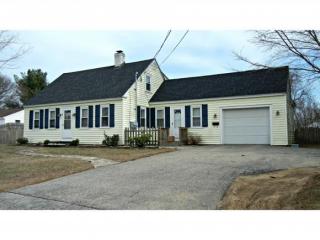 9 Mcduffee St, Rochester, NH 03867-1108