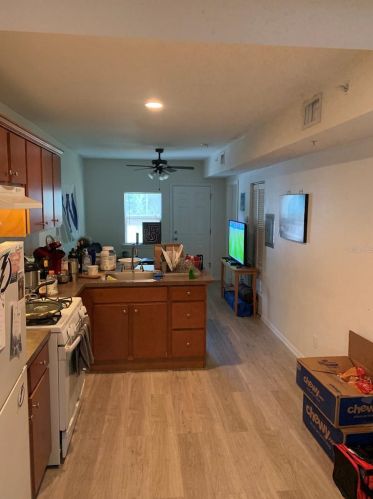 527 8th St, Saint Petersburg FL  33701-2110 exterior