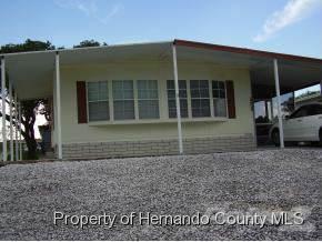9202 Salisbury Dr, Brooksville, FL 34613-4976