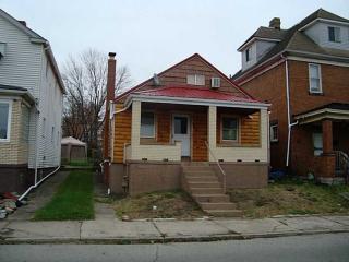 1604 Constitution Blvd, New Kensington PA  15068-4311 exterior