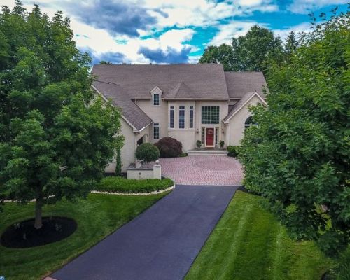 907 Talamore Dr, Prospectville, PA 19002-1815