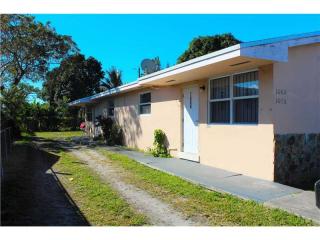 3078 93rd St, Miami, FL 33147-2964