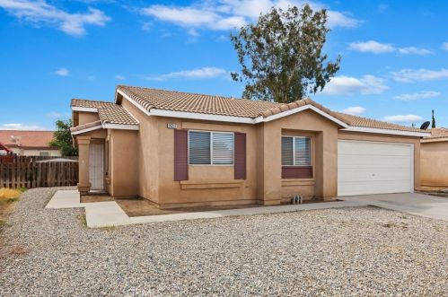 14217 Gale Dr, Victorville, CA 92394-7353