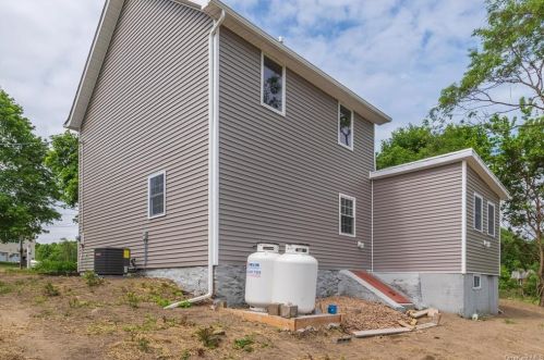 108 South St, Marlborough NY  12542-5620 exterior