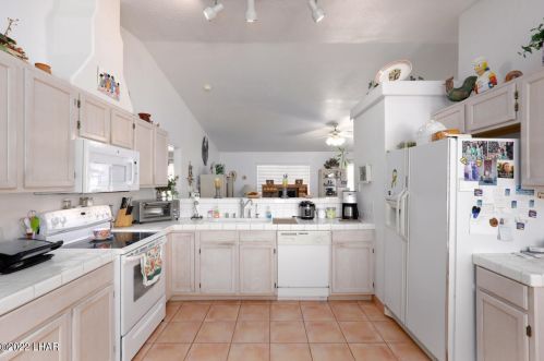 3094 Shoshone Dr, Lake Havasu City AZ  86406-8674 exterior