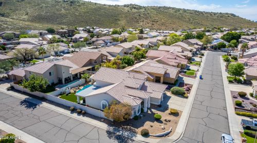 5717 Soft Wind Dr, Glendale AZ  85310-3643 exterior