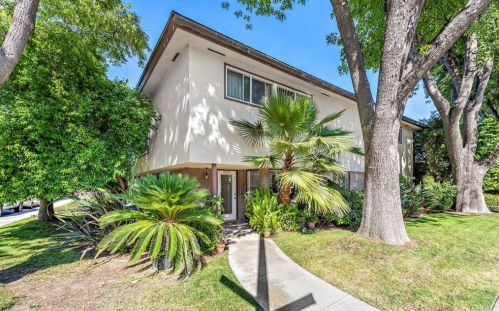 5286 El Parque St, Long Beach, CA 90815-4246