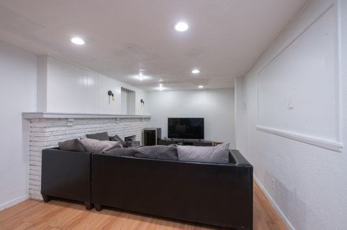 541 Idaho Ave, Verona PA  15147-2909 exterior