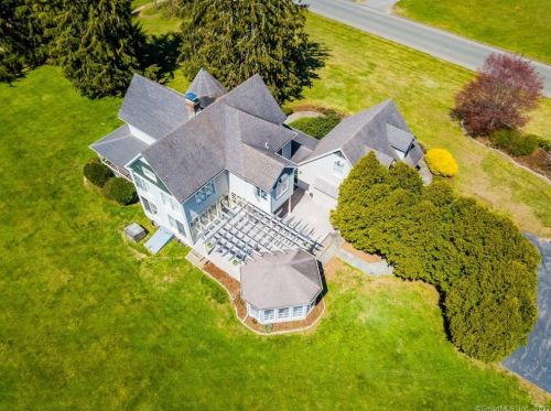5 Welsch Farms Rd, Deep River, CT 06419-2321