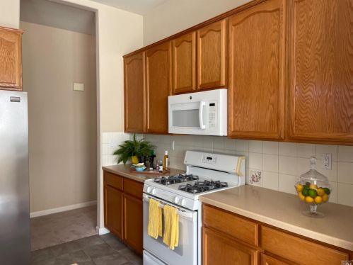 917 Bridgeport Way, Rio Vista CA  94571-2102 exterior