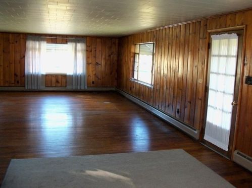 1215 Mount Jackson Rd, New Castle PA  16102-2919 exterior