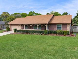 5428 Pitch Pine Dr, Orlando, FL 32819-7143