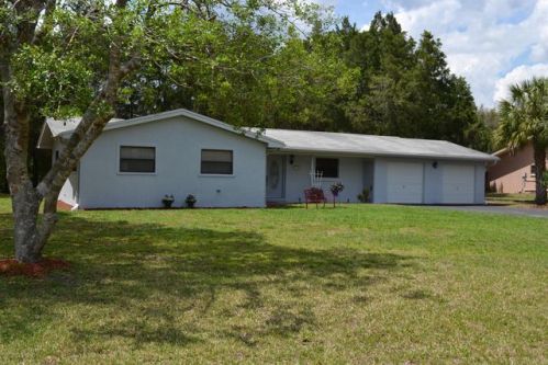 6127 Fairway Dr, Dade City, FL 33523-8979