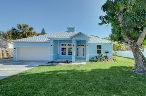 5519 Downs St, Fort Pierce, FL 34986-4006